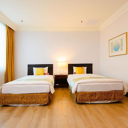 Wei-Yat Grand Hotel Tainan Dış mekan fotoğraf