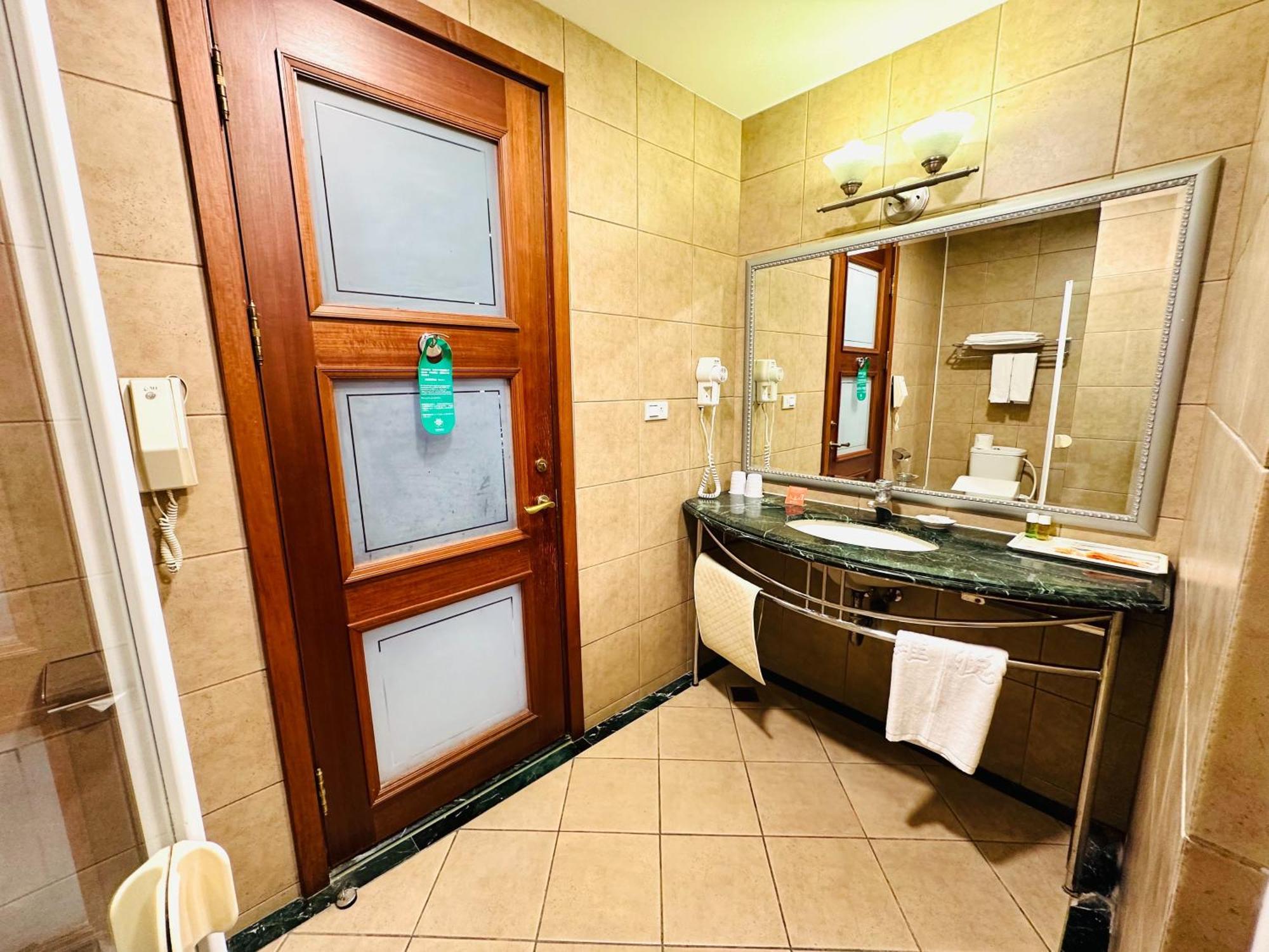 Wei-Yat Grand Hotel Tainan Dış mekan fotoğraf