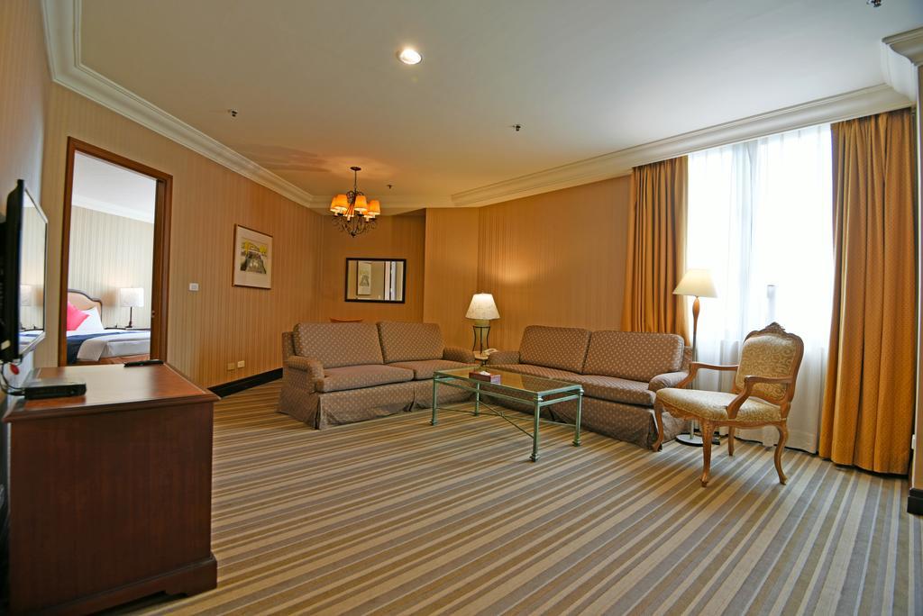 Wei-Yat Grand Hotel Tainan Dış mekan fotoğraf